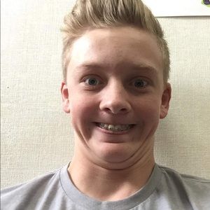 Meet your Posher, Daisey